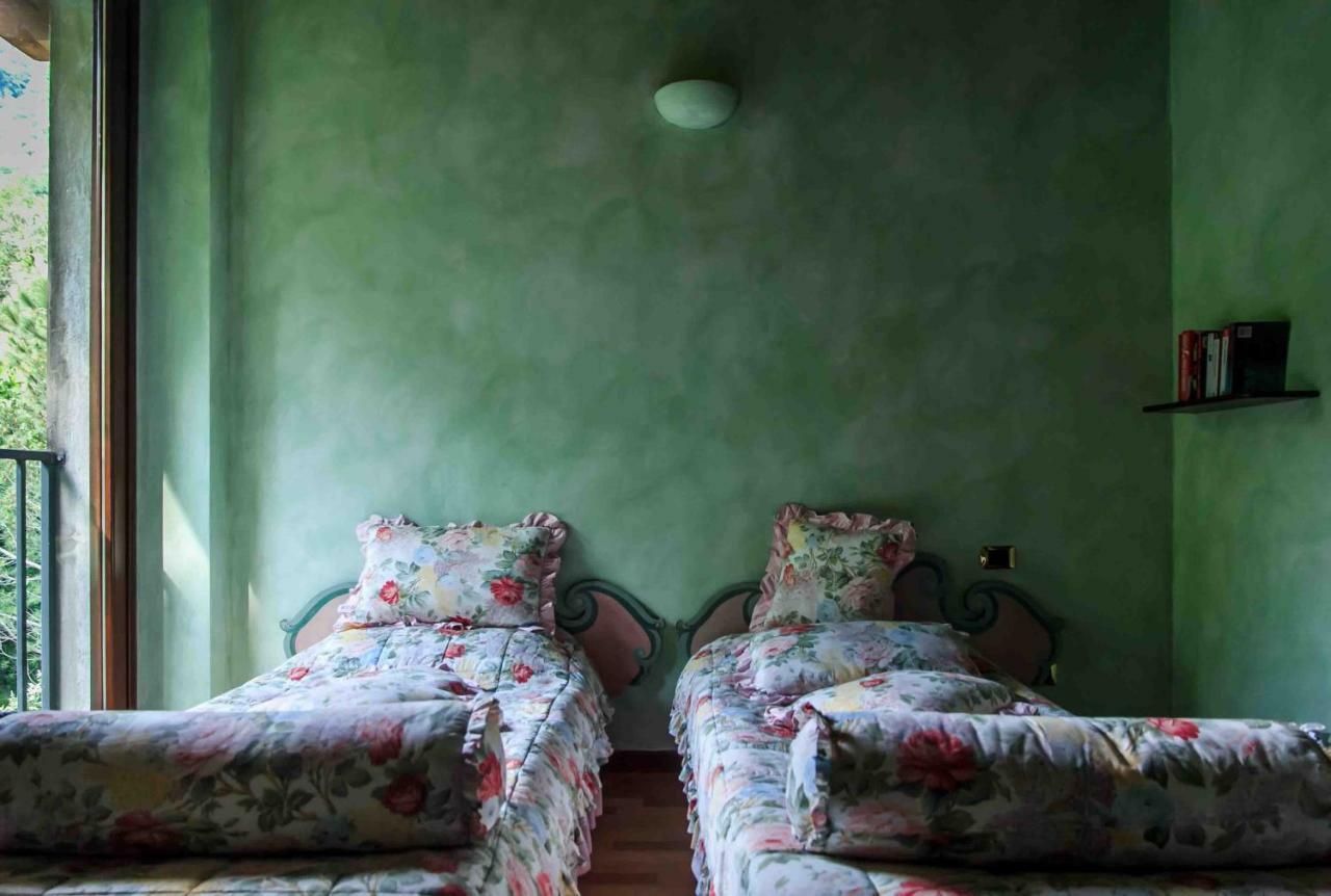 Cascina Cologna Bed & Breakfast Galbiate Bagian luar foto