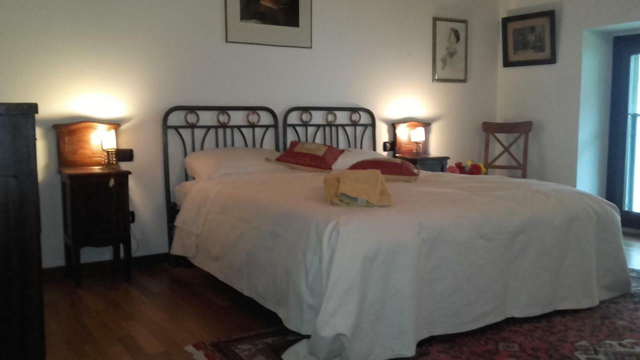 Cascina Cologna Bed & Breakfast Galbiate Bagian luar foto
