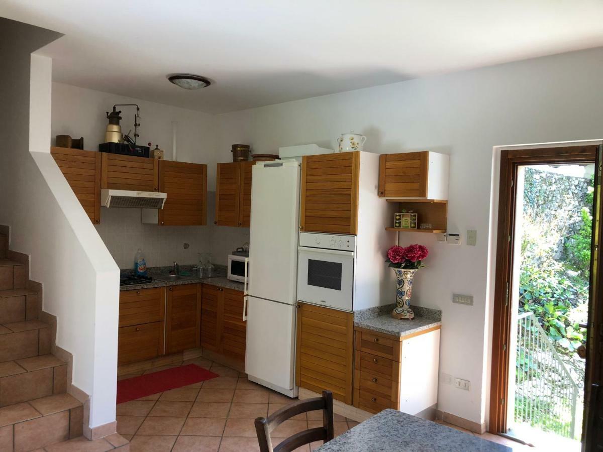 Cascina Cologna Bed & Breakfast Galbiate Bagian luar foto