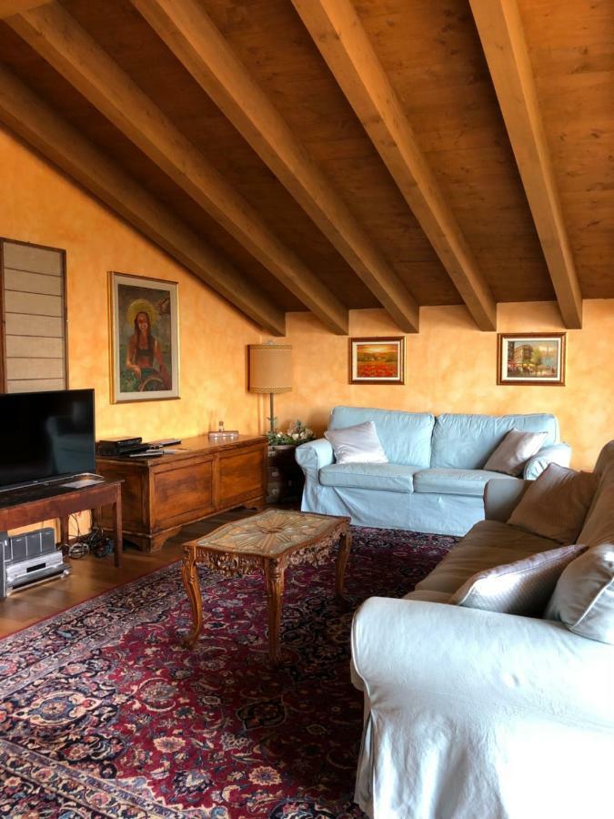 Cascina Cologna Bed & Breakfast Galbiate Bagian luar foto