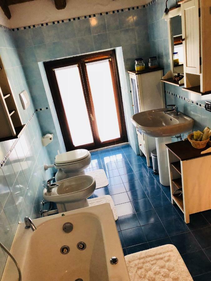 Cascina Cologna Bed & Breakfast Galbiate Bagian luar foto